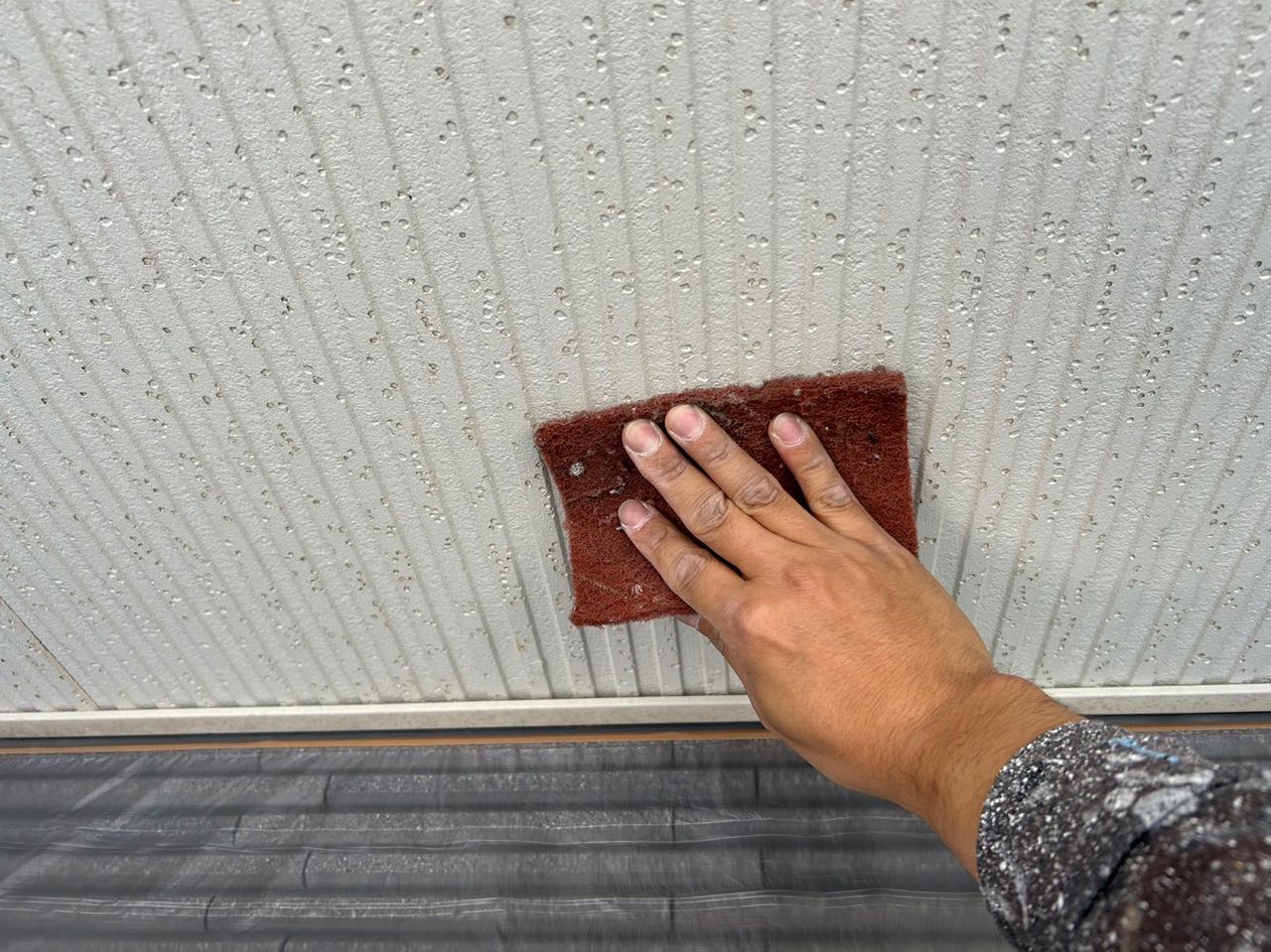 ケレン作業です。