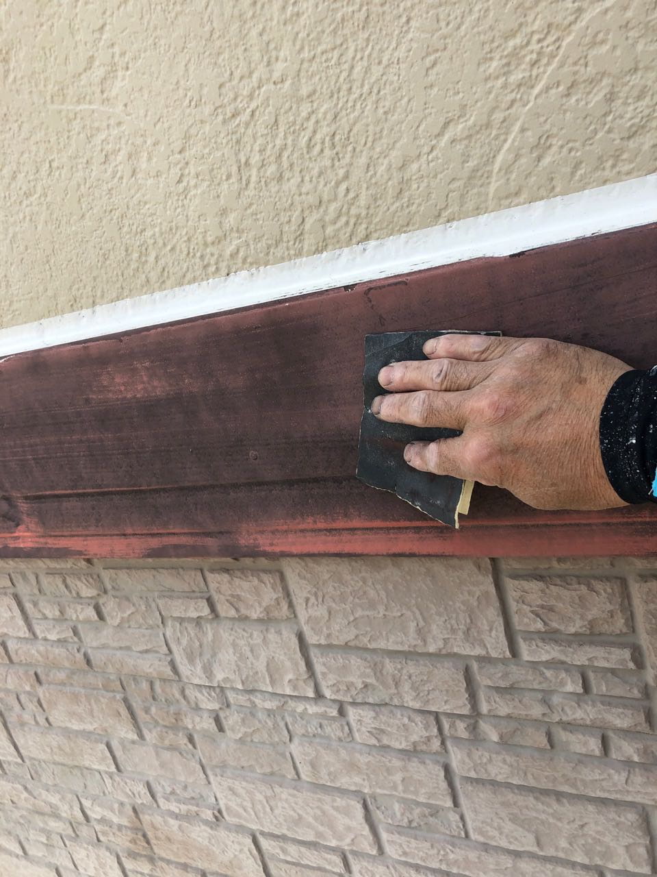 ケレン作業です。