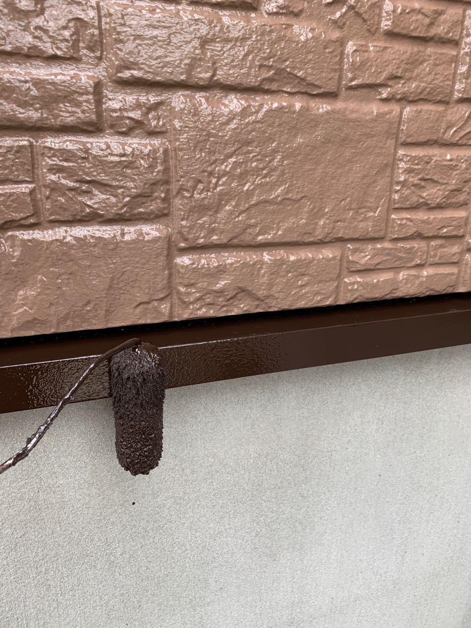 仕上げ塗装2回目です。