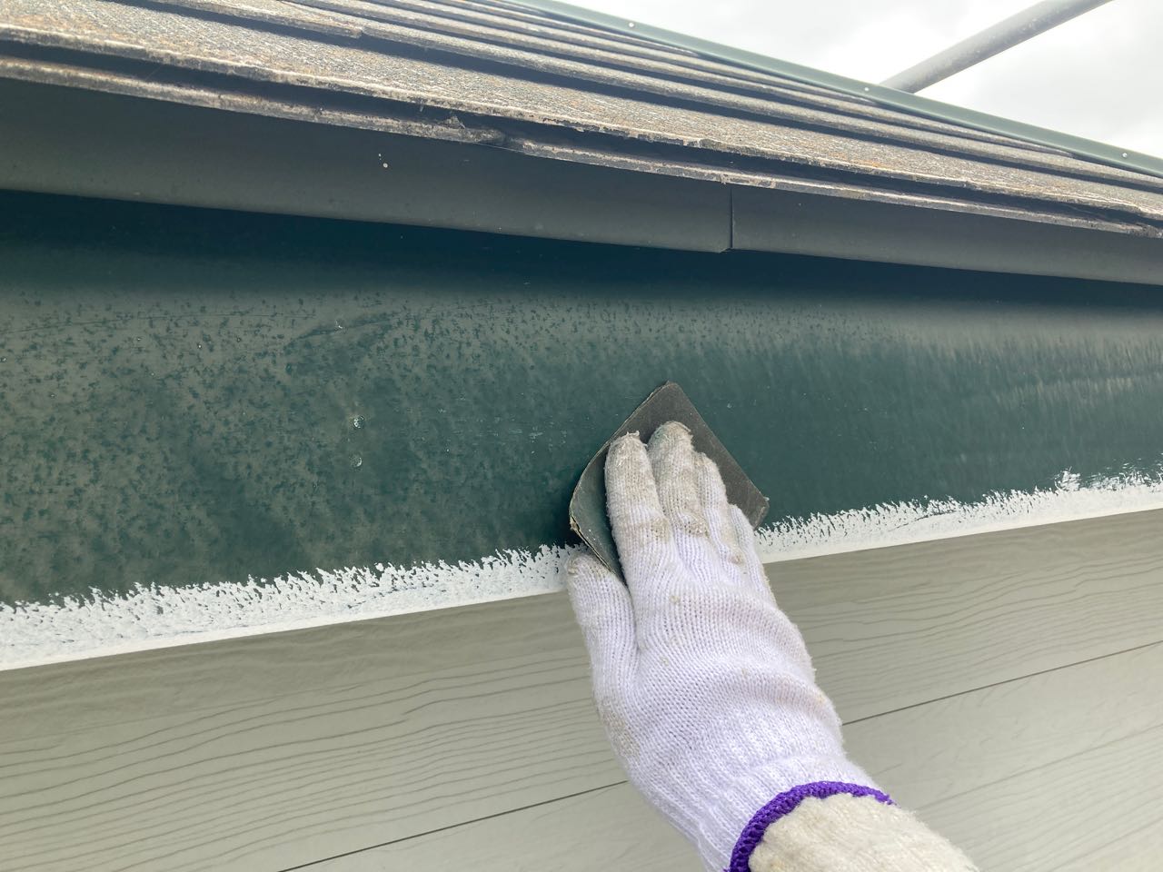 ケレン作業です。