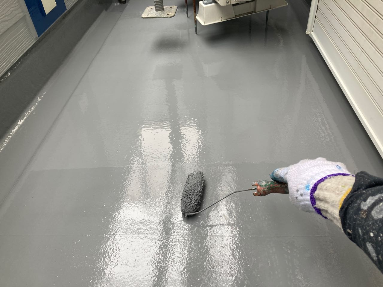 ウレタン防水塗布2回目。