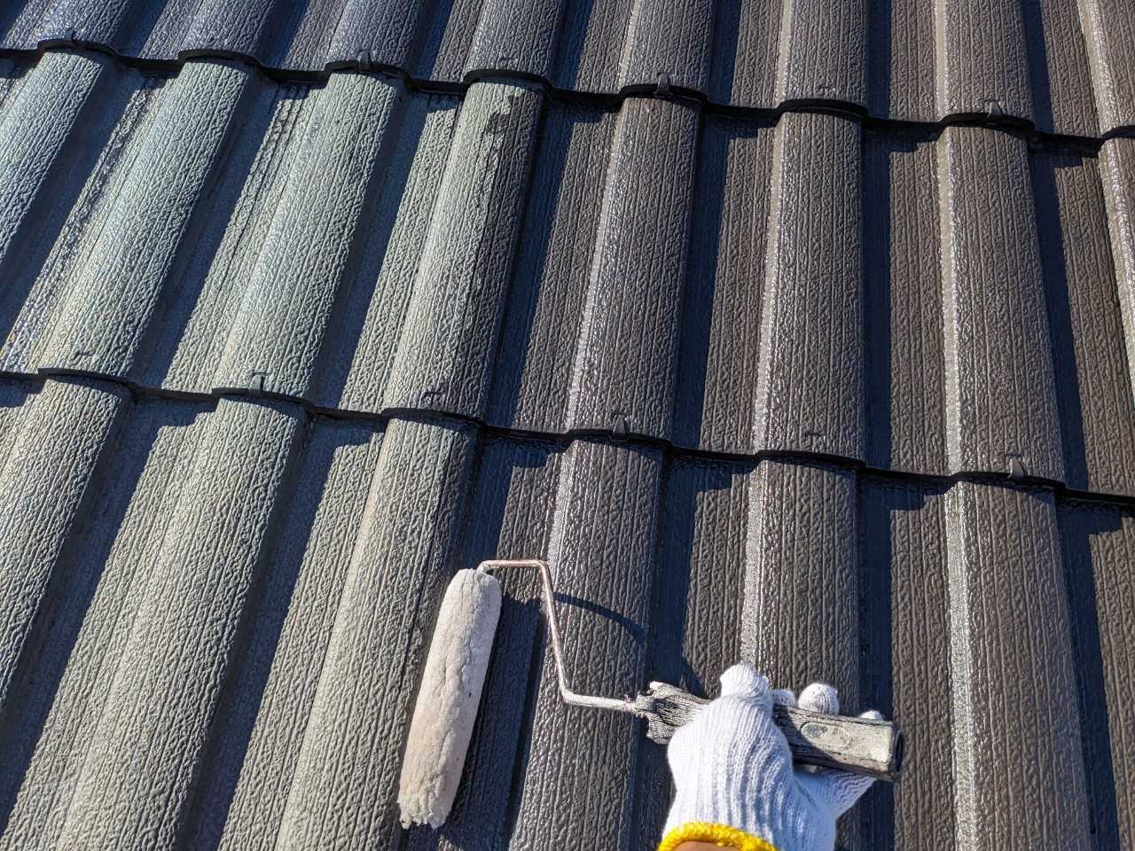 シーラー塗布1回目です。