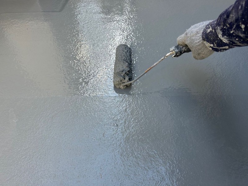 ウレタン防水塗布2回目。