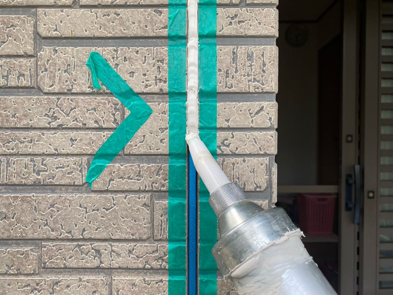 コーキング充填します。