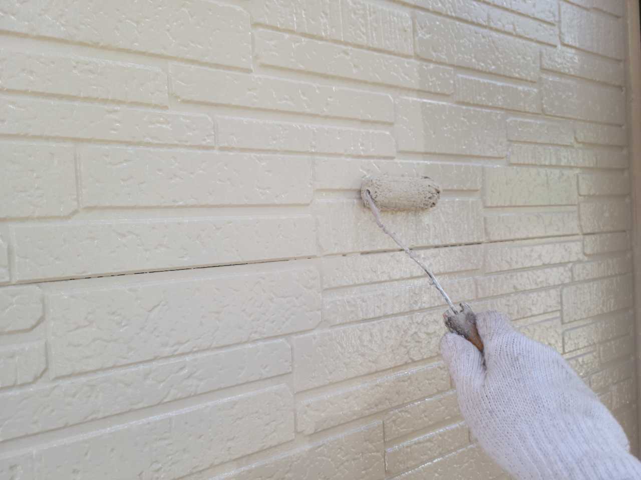 仕上げ塗装2回目です。