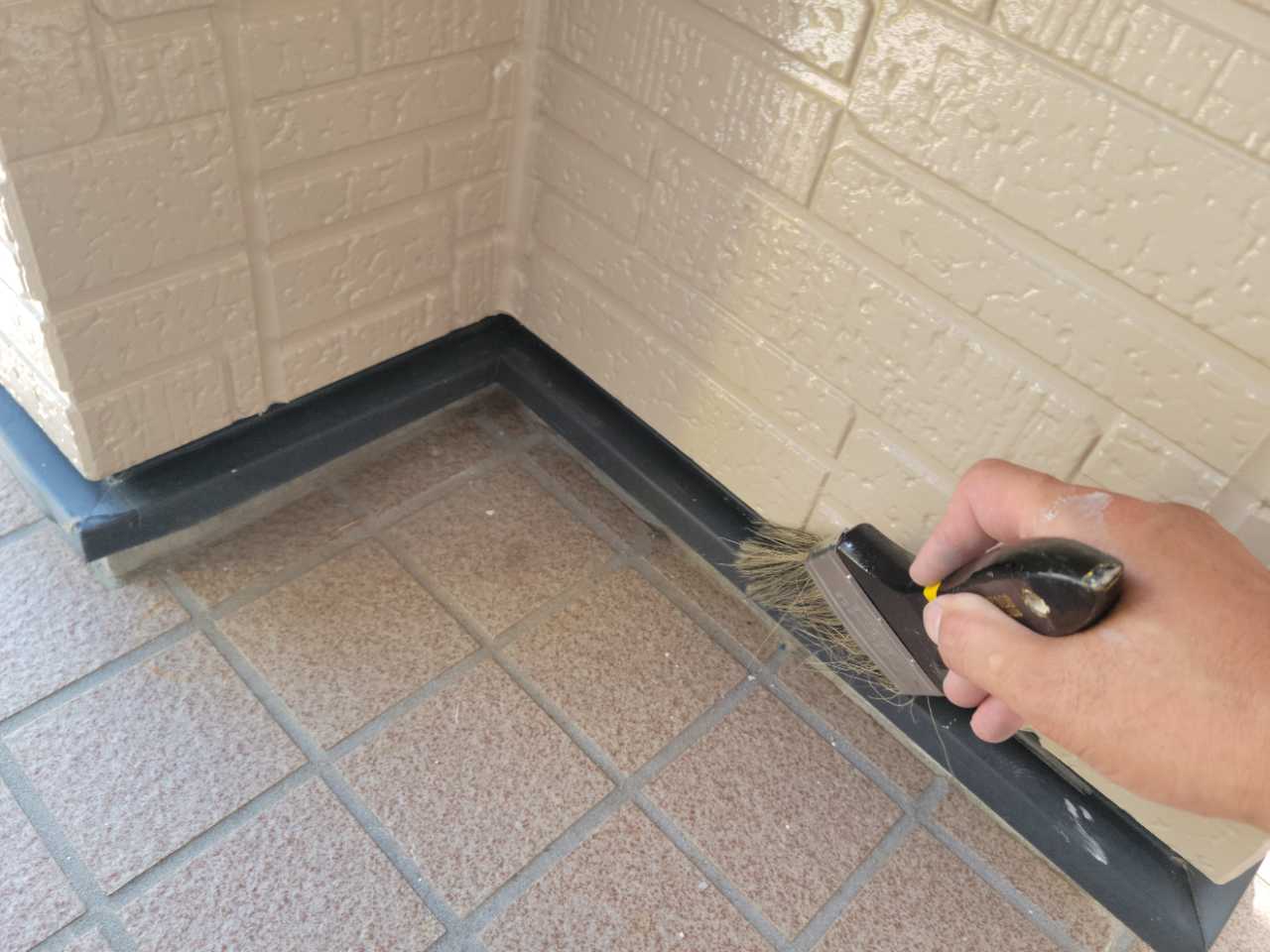 ケレン作業です。