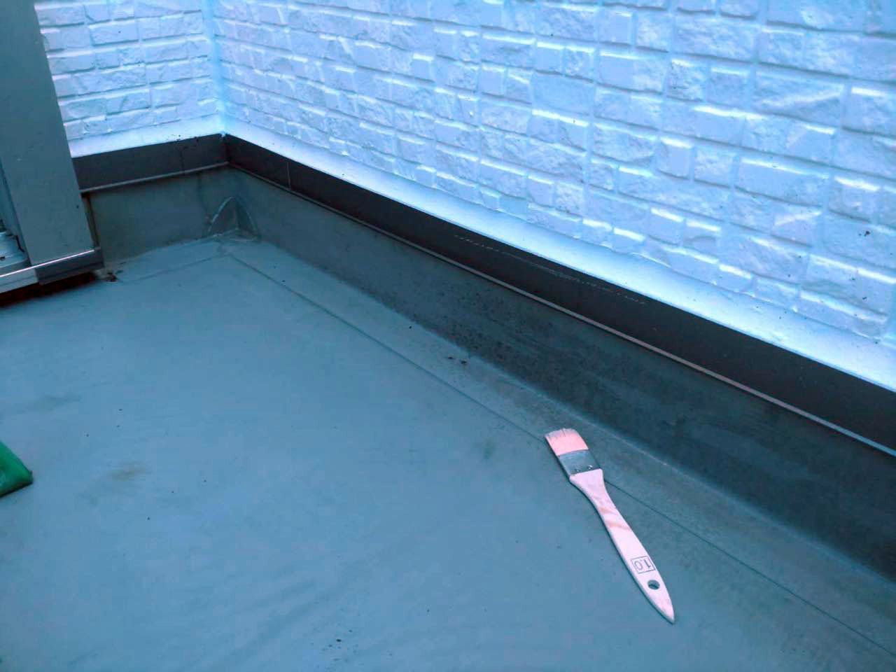 ケレン作業です。