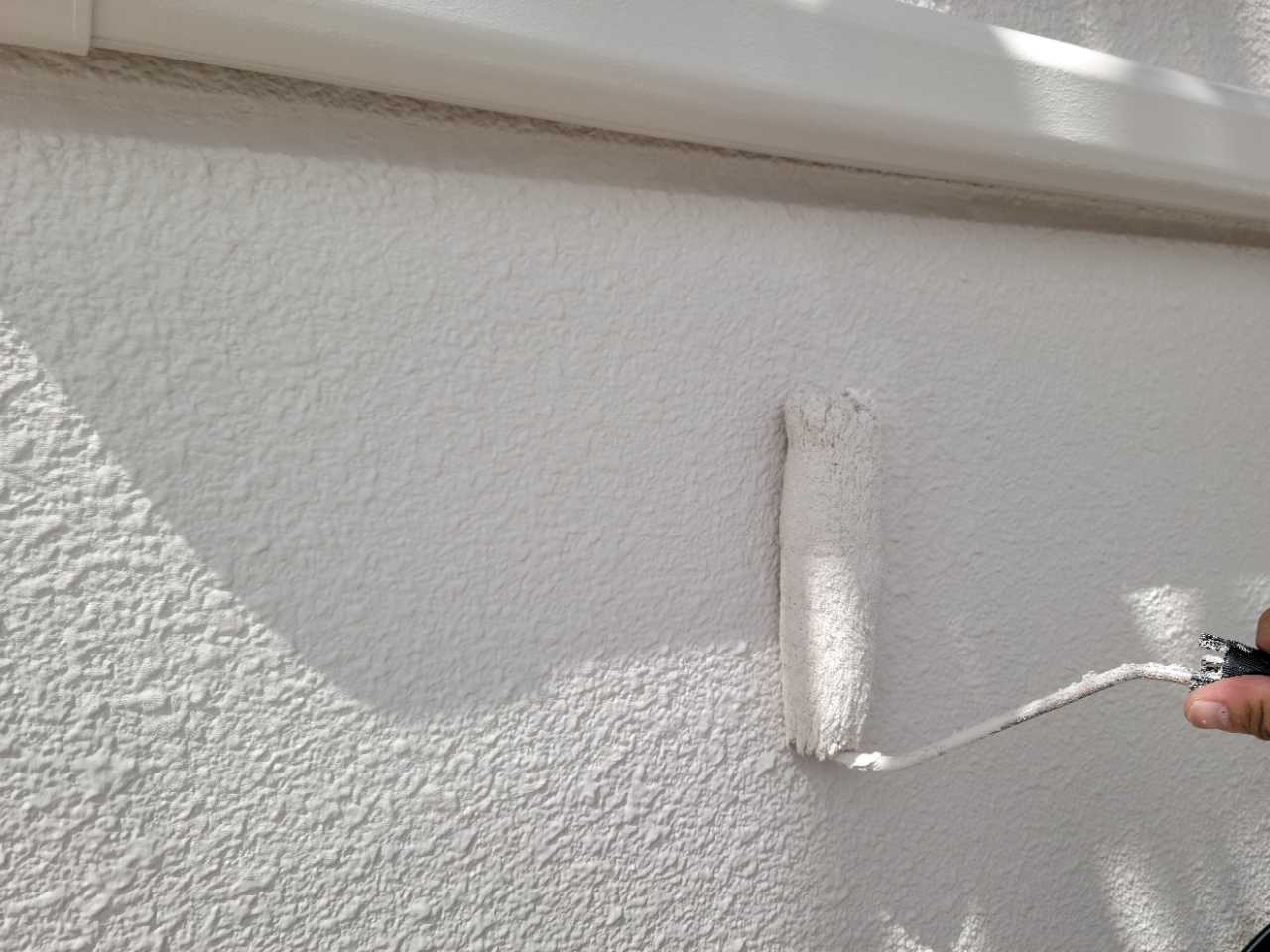 仕上げ塗装2回目です。