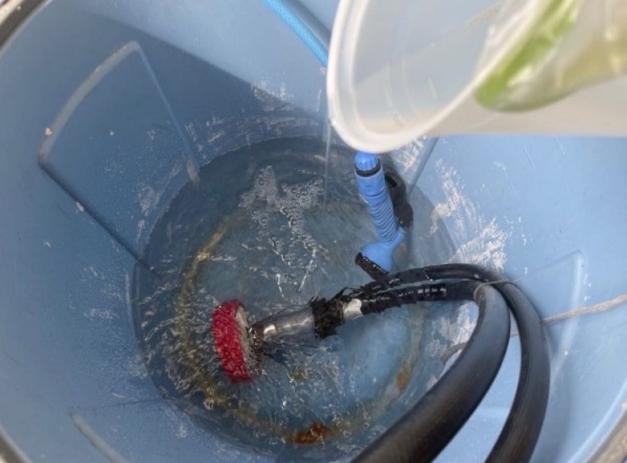 バイオ洗浄原液混入。