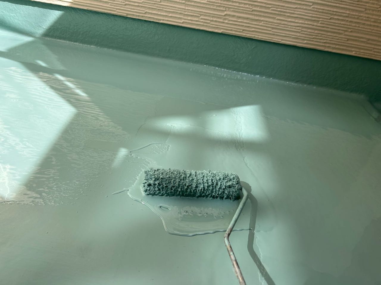 ウレタン防水塗布2回目。