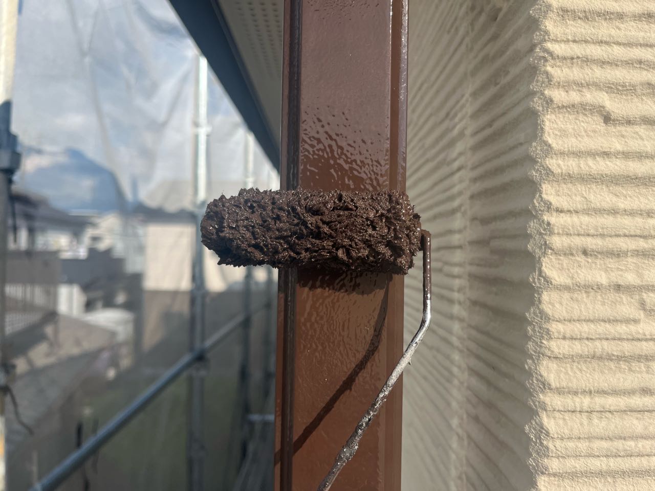 仕上げ塗装2回目です。