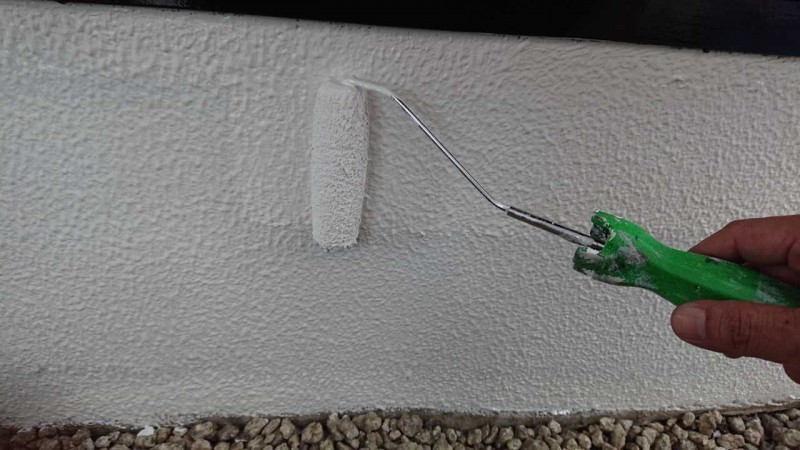 仕上げ塗装2回目です。