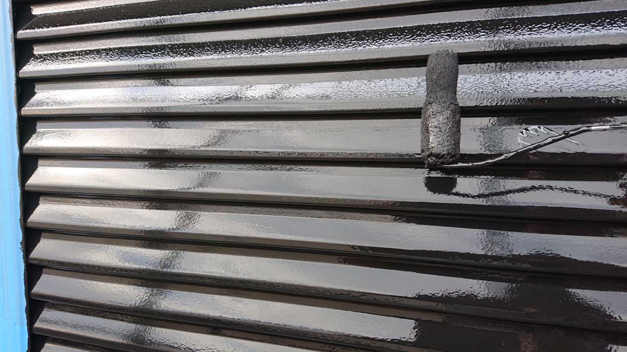 仕上げ塗装2回目です。