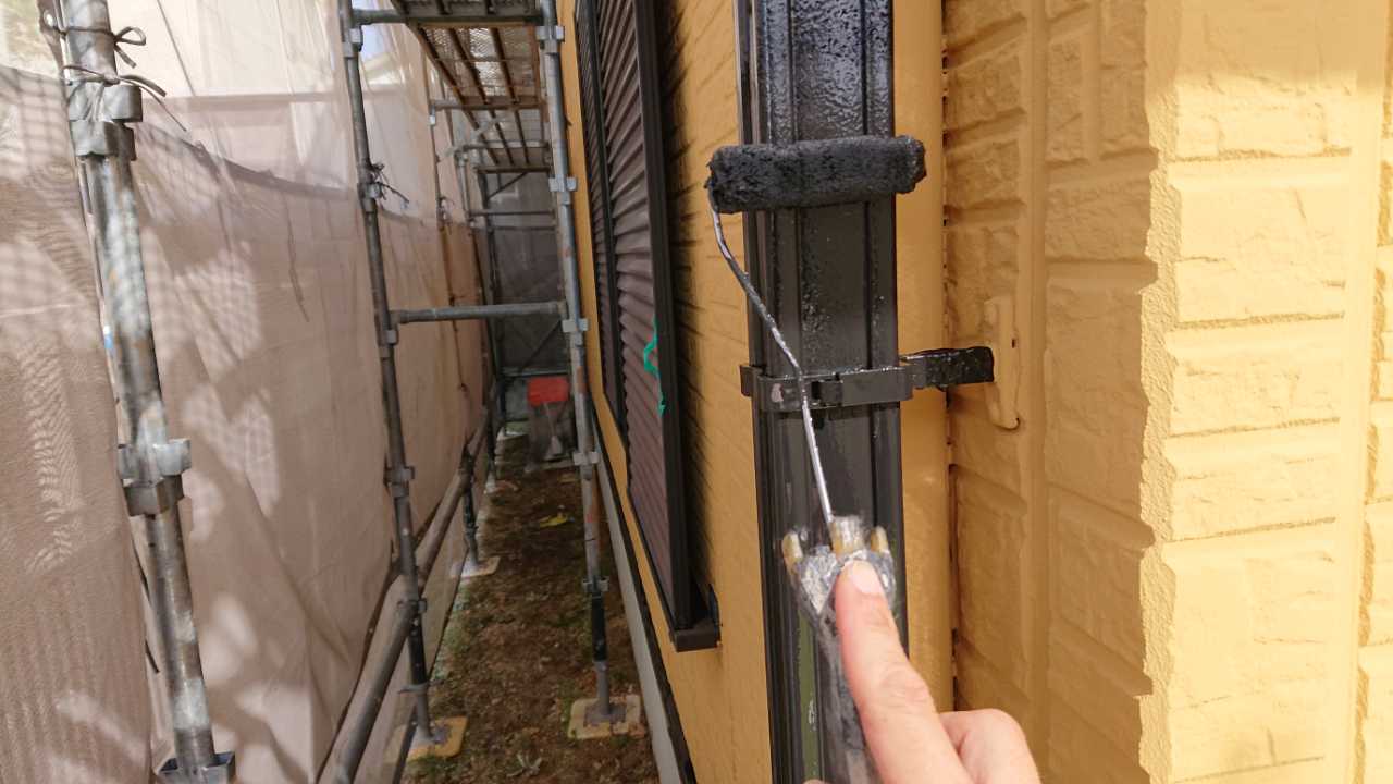 仕上げ塗装2回目です。