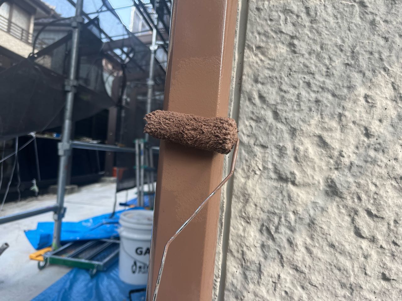 仕上げ塗装2回目です。