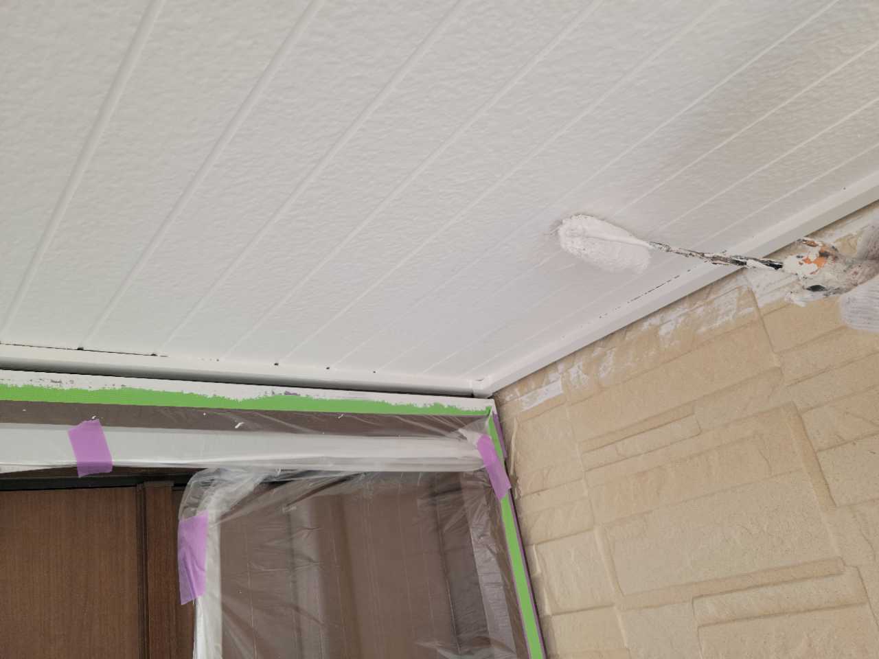 仕上げ塗装2回目です。