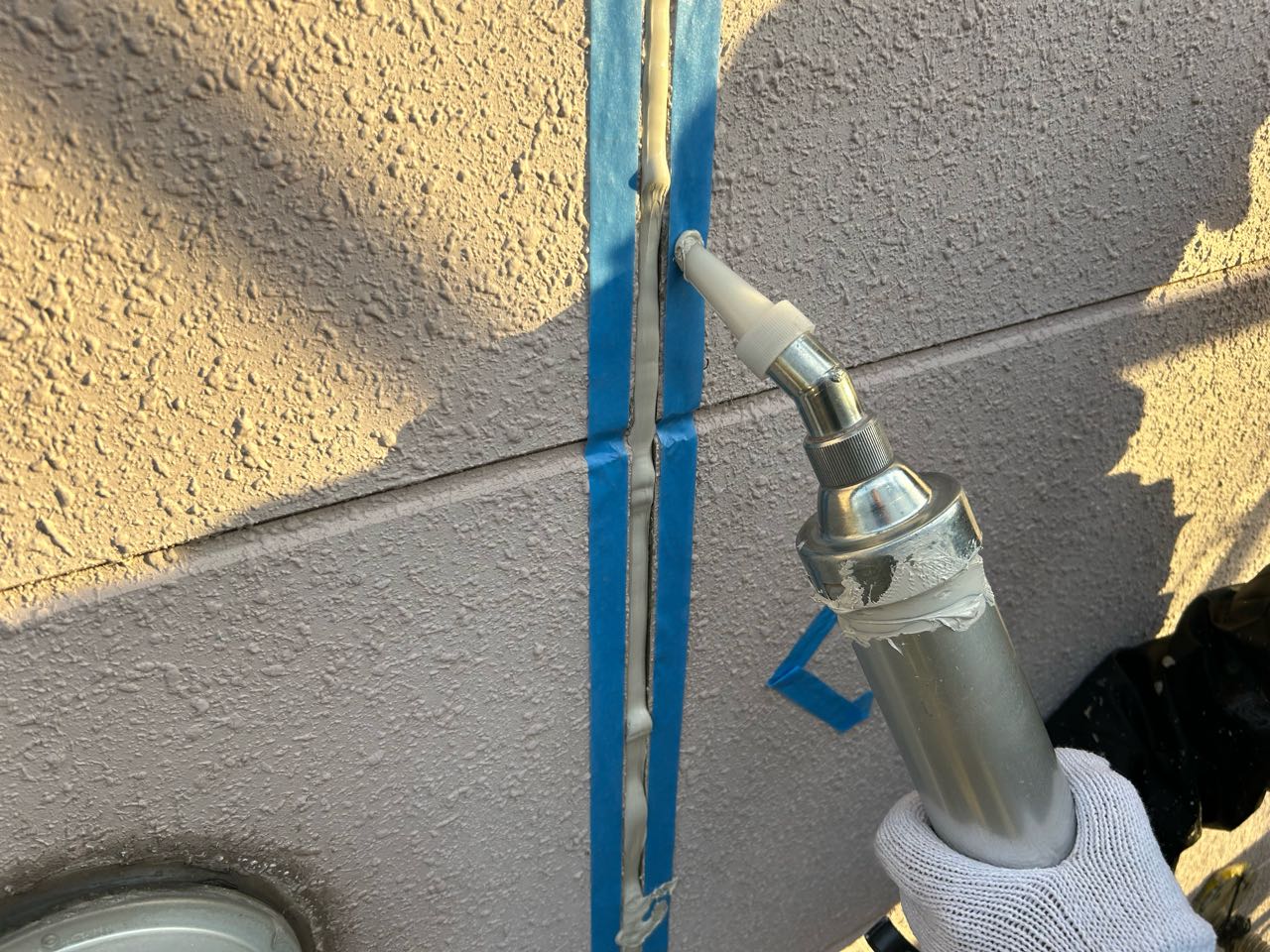 コーキング充填します。