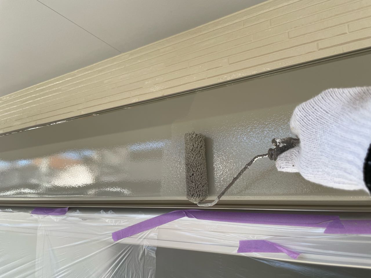 仕上げ塗装2回目です。