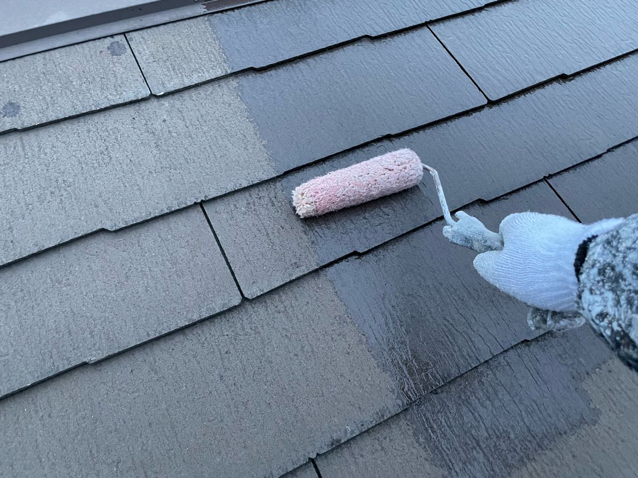 シーラー塗布1回目です。