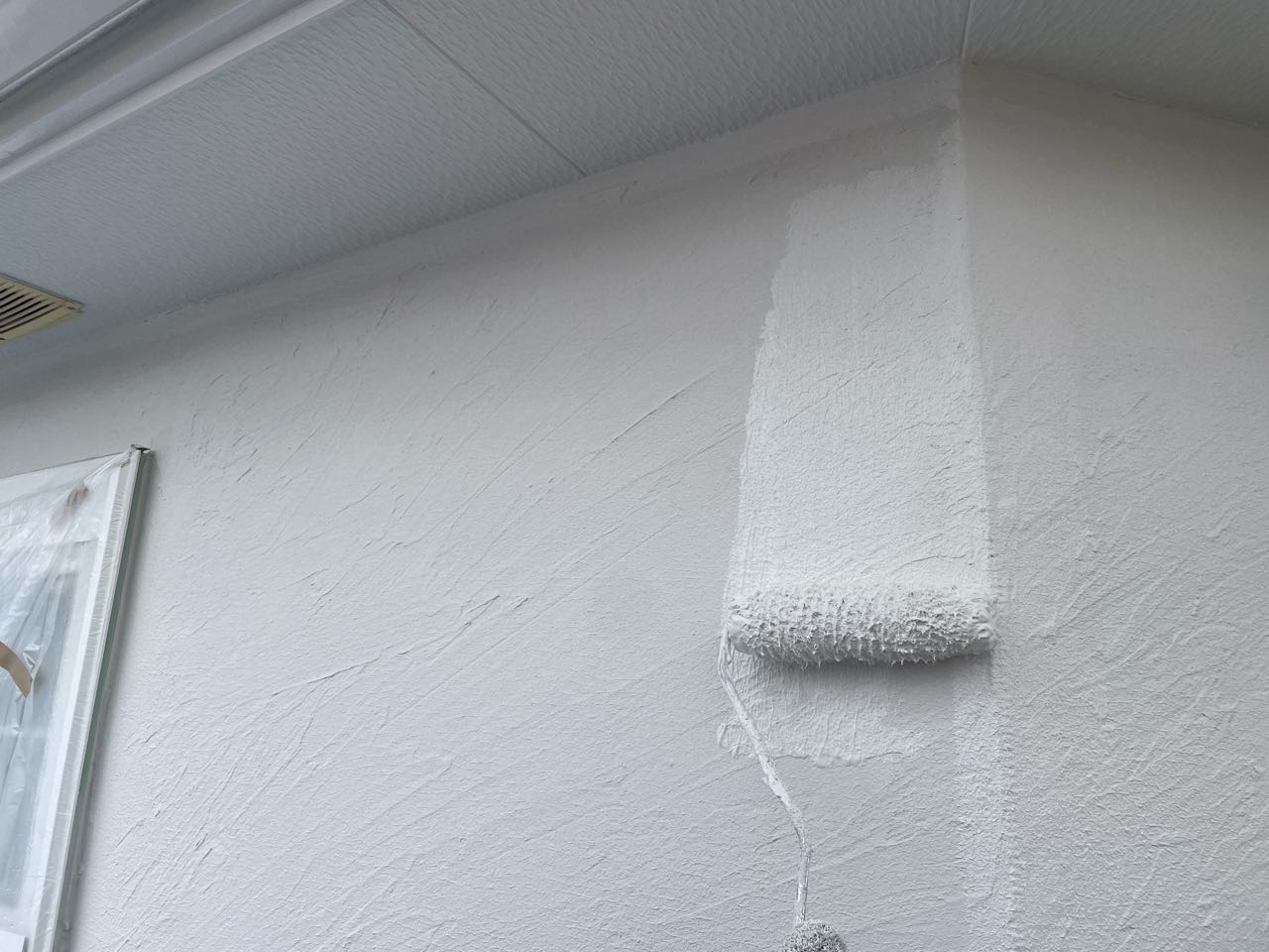 仕上げ塗装2回目です。