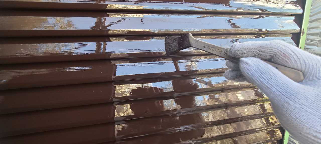 仕上げ塗装2回目です。