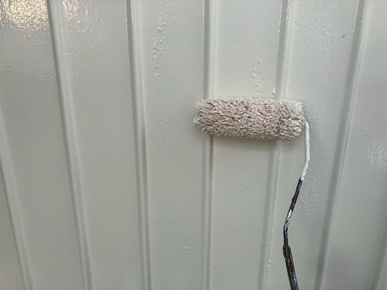 仕上げ塗装2回目です。