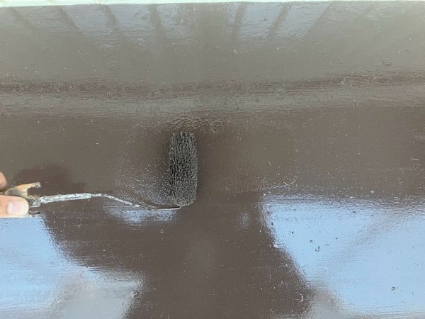 仕上げ塗装2回目です。