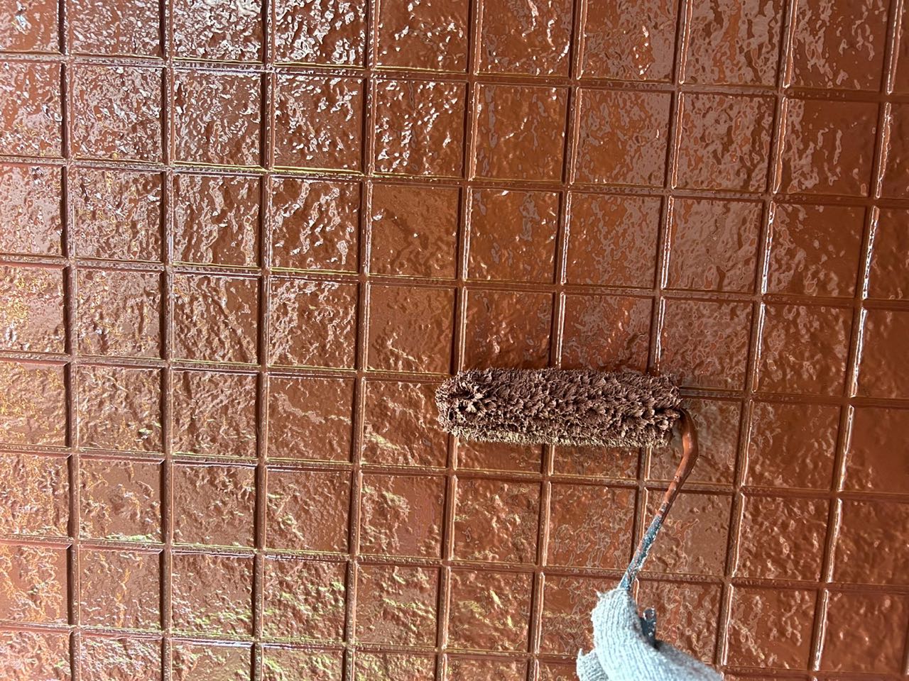 仕上げ塗装2回目です。