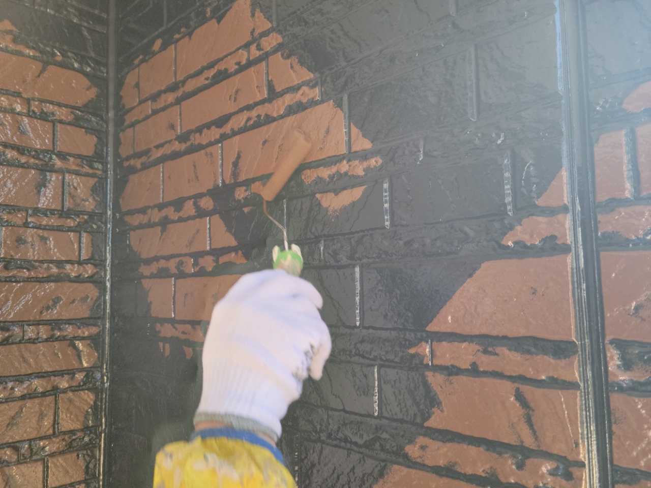 仕上げ塗装2回目です。