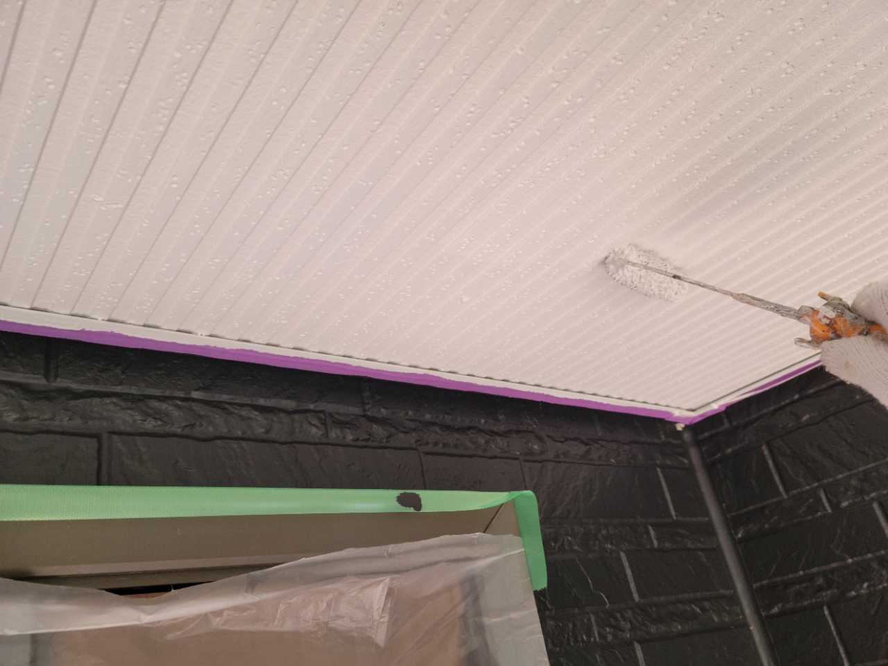 仕上げ塗装2回目です。