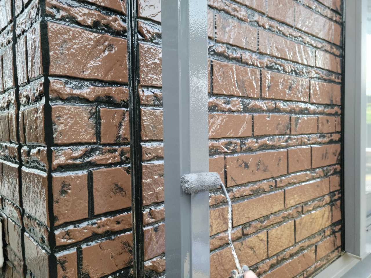 仕上げ塗装2回目です。