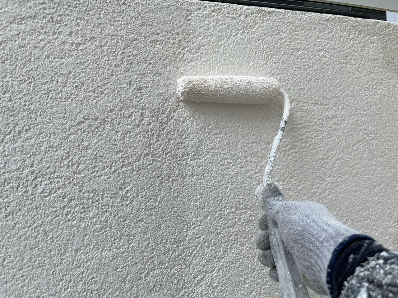 仕上げ塗装2回目です。