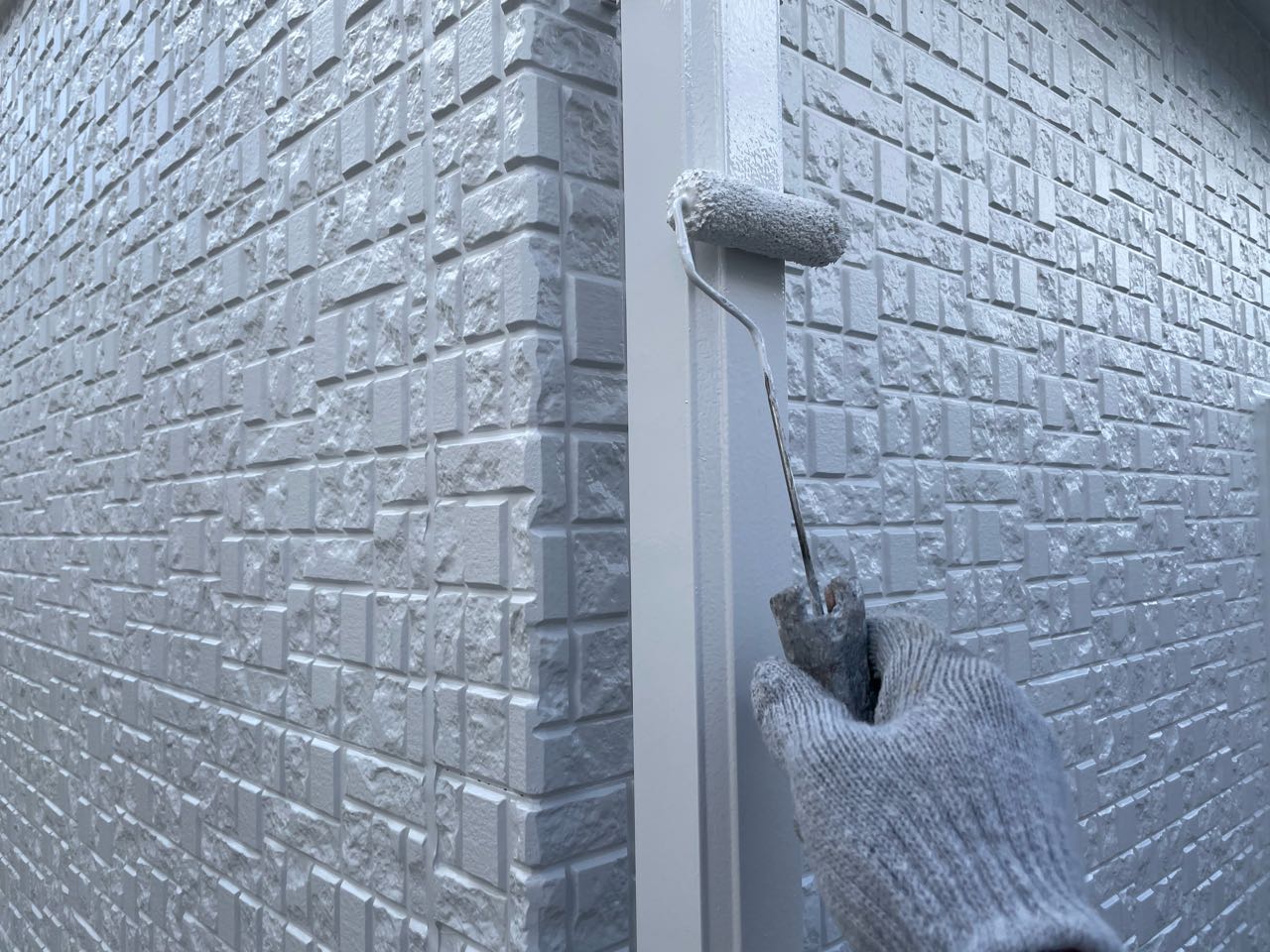 仕上げ塗装2回目です。