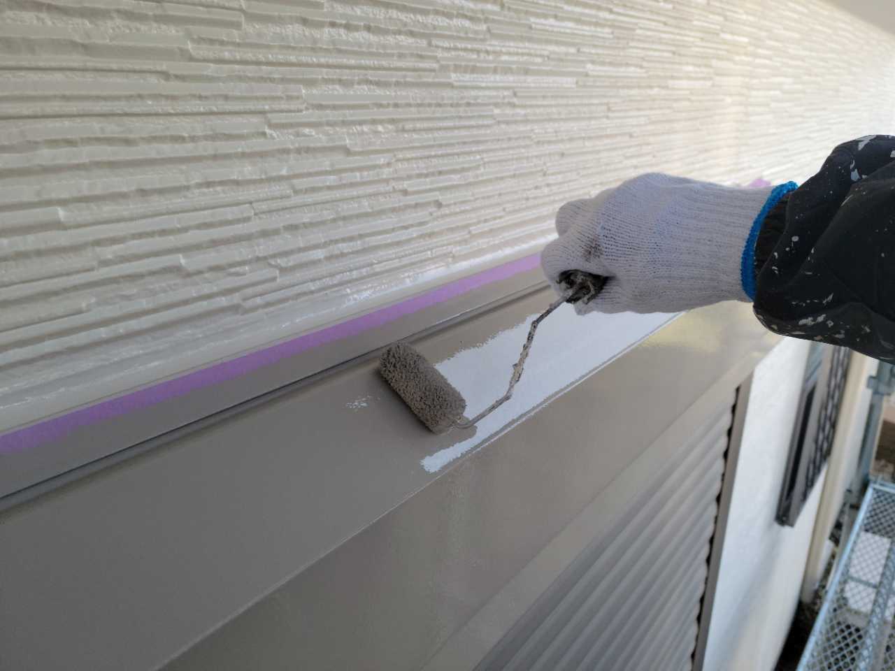 仕上げ塗装2回目です。