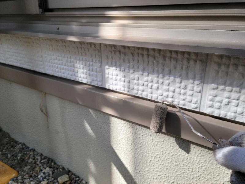 仕上げ塗装2回目です。