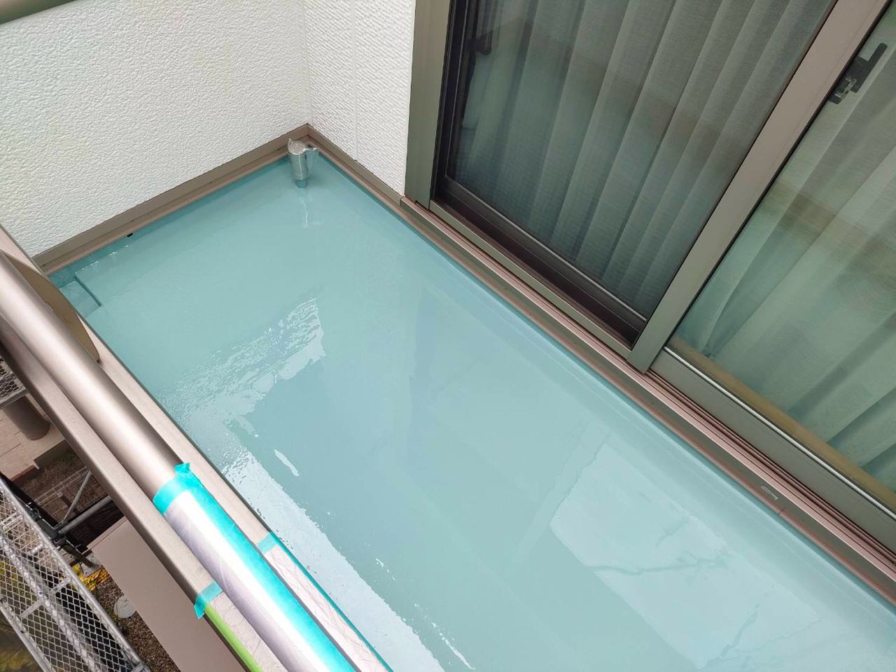 ウレタン防水塗布2回目。