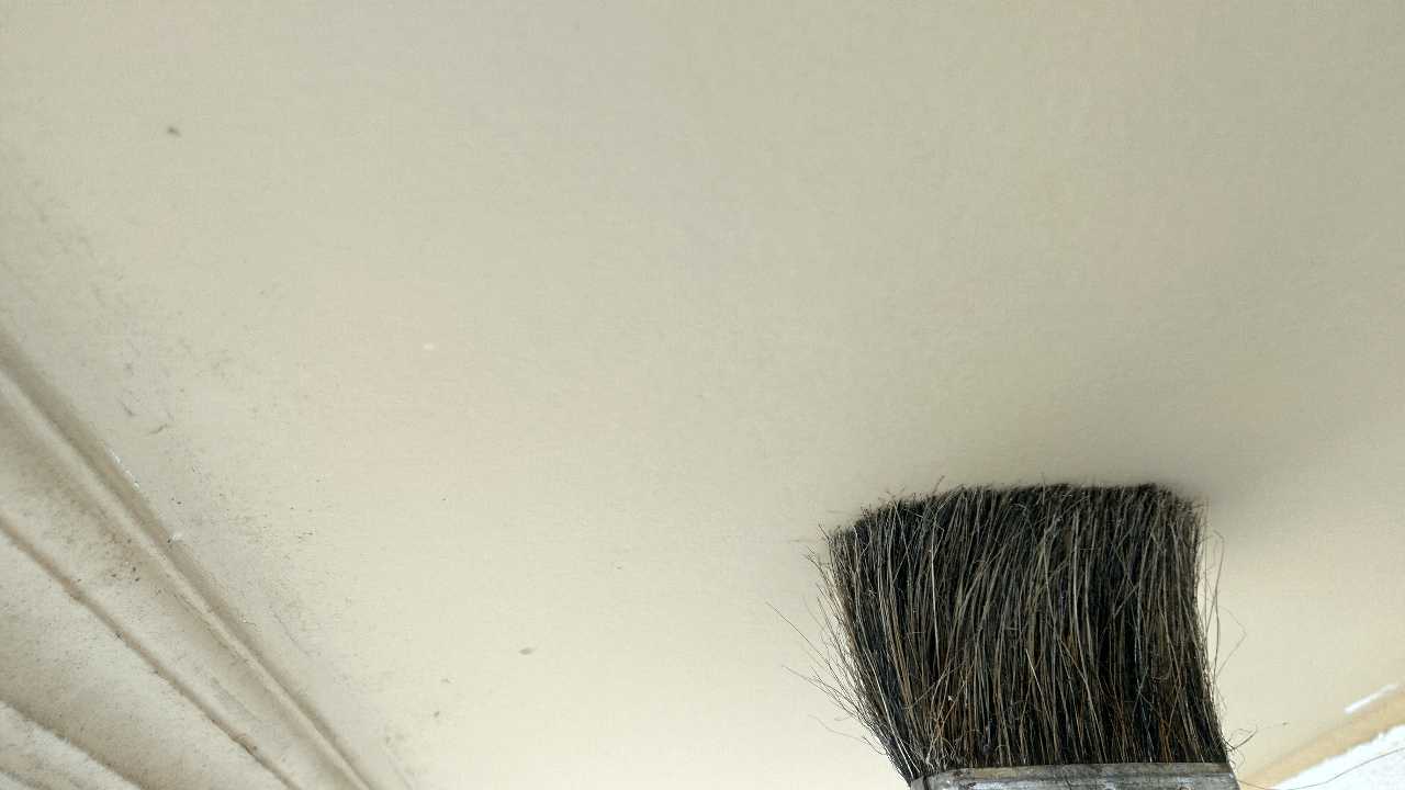 ケレン作業です。