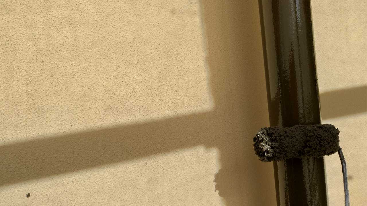 仕上げ塗装2回目です。