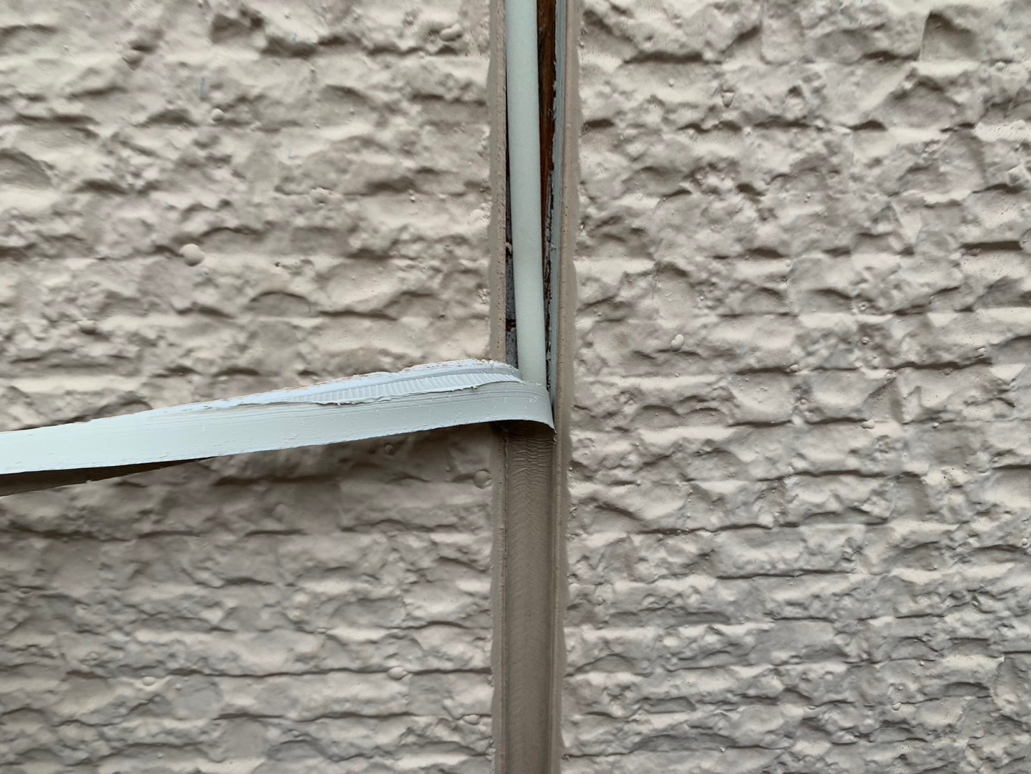 既設撤去します。