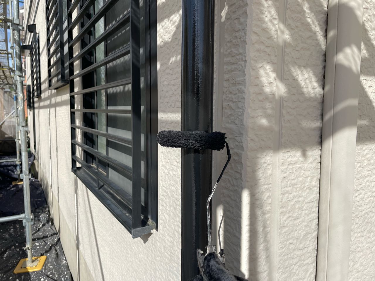 仕上げ塗装2回目です。