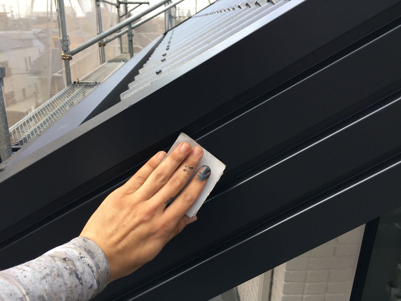 ケレン作業です。