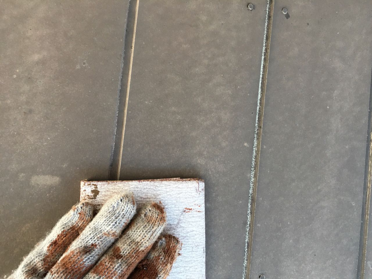 ケレン作業です。