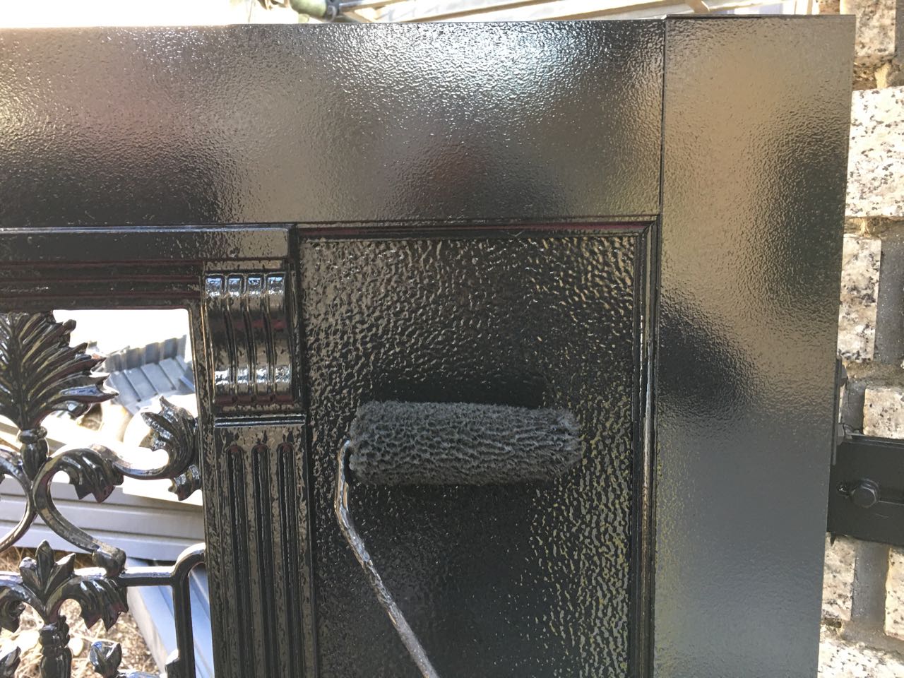 仕上げ塗装2回目です。