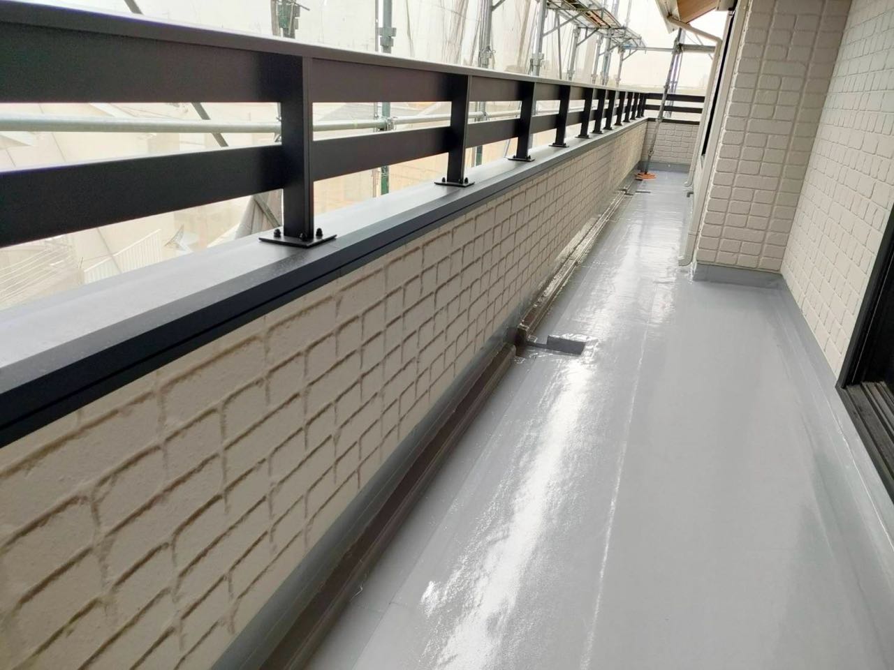 トップコート塗布。