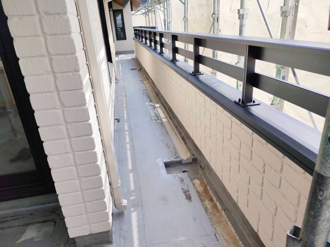 ケレン作業です。