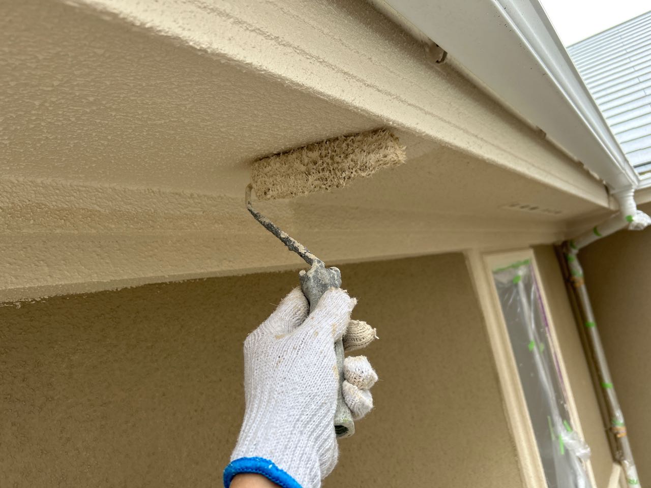 仕上げ塗装2回目です。