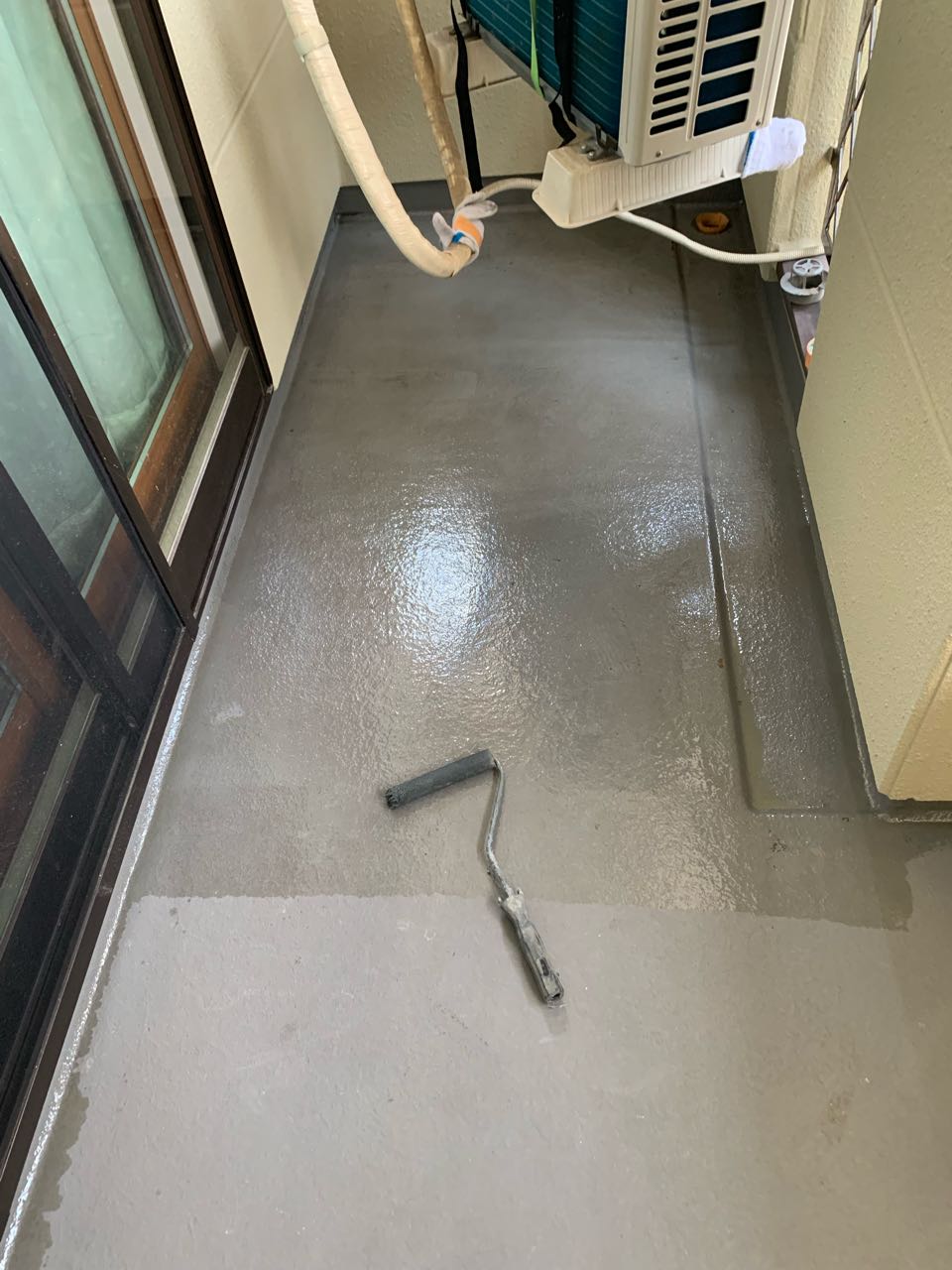 プライマー塗布します。