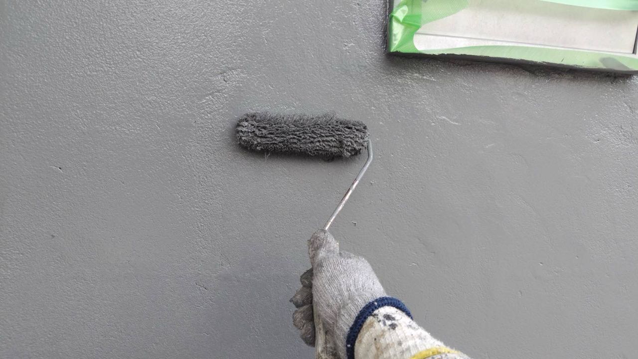 仕上げ塗装2回目です。