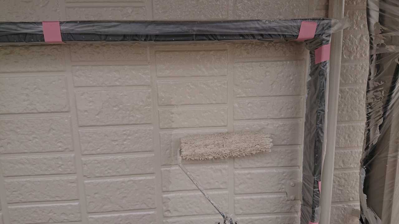 仕上げ塗装2回目です。