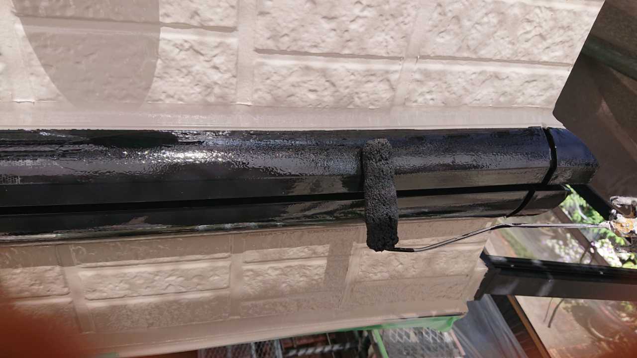 仕上げ塗装2回目です。